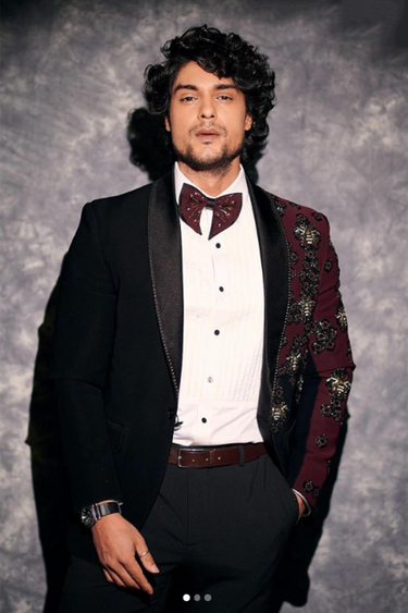 ANKIT GUPTA in Our Rich black textured suit with honeybee embroidered motifs - Bharat Reshma