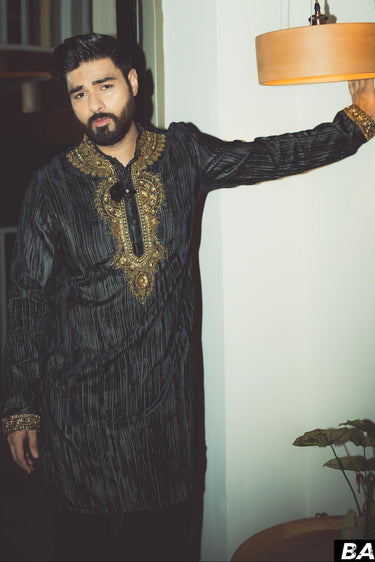 Bismil in Our Black Kurta Set embellished with Resham embroidered - Bharat Reshma