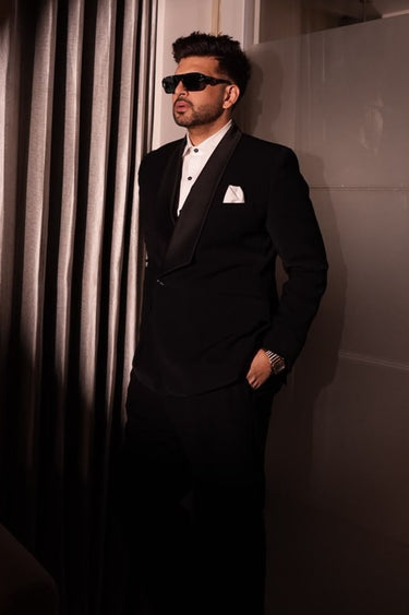 Karan Kundrra in Black classix Tuxedo