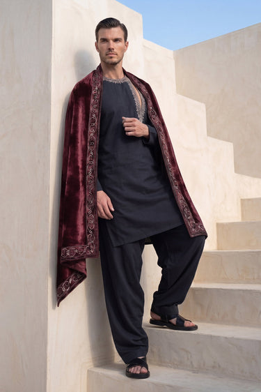 Black Asymmetric Magna Kurta with Regal Crimson Cutdana Velvet Stole