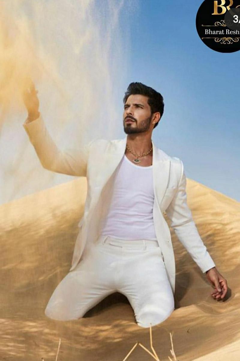 Vin Rana in Our White Classic Italian 2 Piece Suit