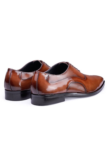 Wingtip Borgues Brown Leather Shoes