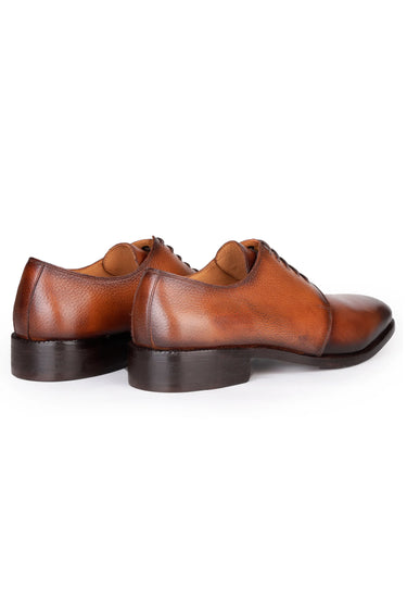Pure Brown Derby Shoes with Dual-Tone Burnished Detailing