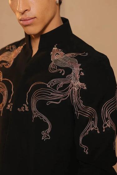 Black V collar fish motifs embroidered shirt