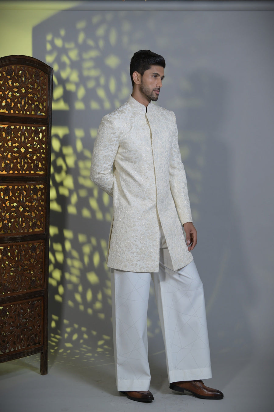 Designer Pearl White Pearl white concealed Indo-western