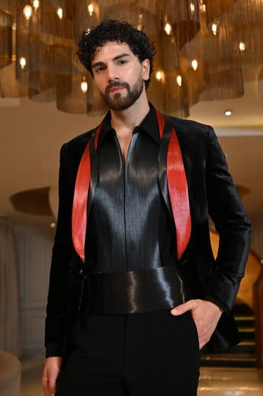 Flowy metallic red & black lapel tux