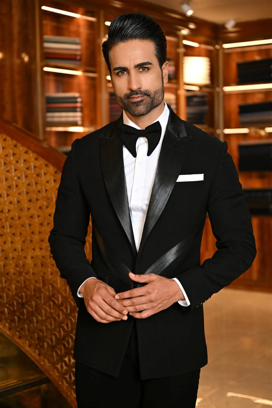 Black metallic edge Tux